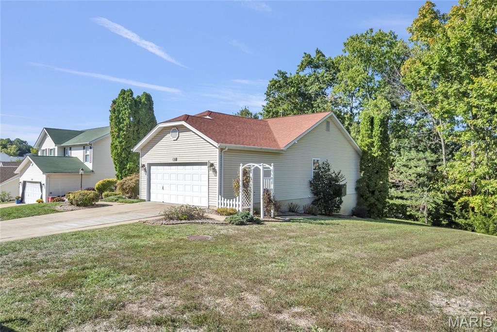 140 Fenton Crossing