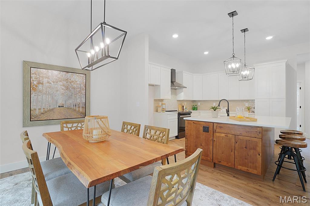 2425 Fiddlers Close Road 107 STB