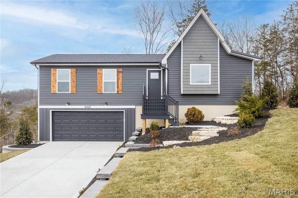 Photo of 6447 Hickory Circle, Imperial, MO 63052 (MLS # 26000053)