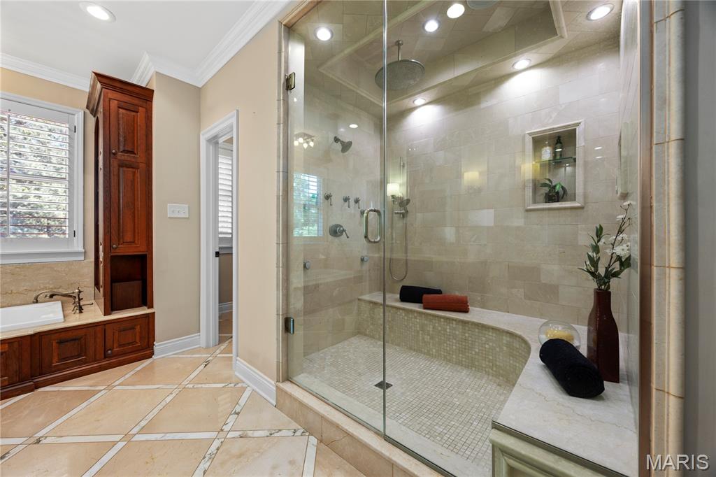 Frontenac Park - Residential