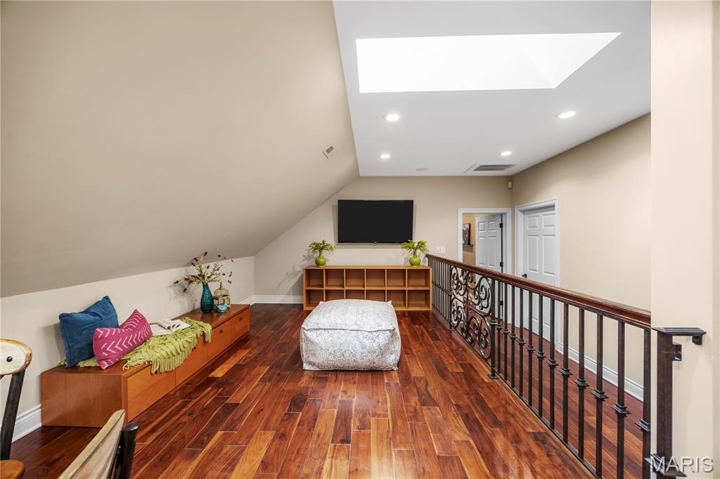 Frontenac Park - Residential