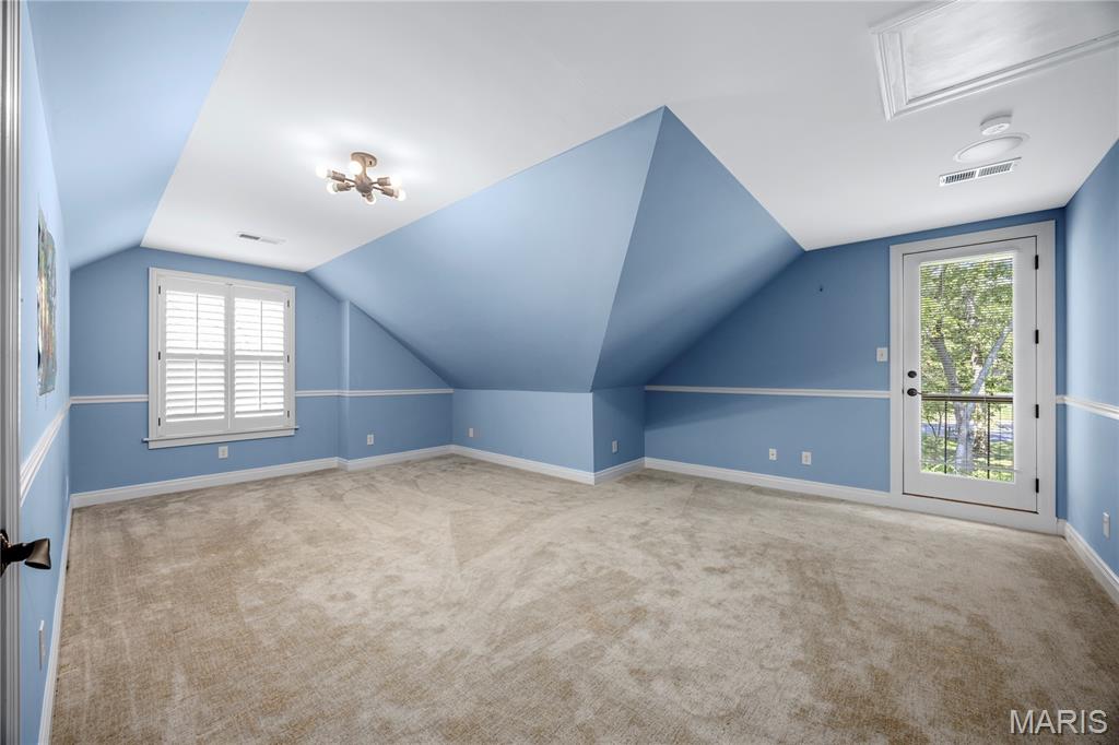 Frontenac Park - Residential