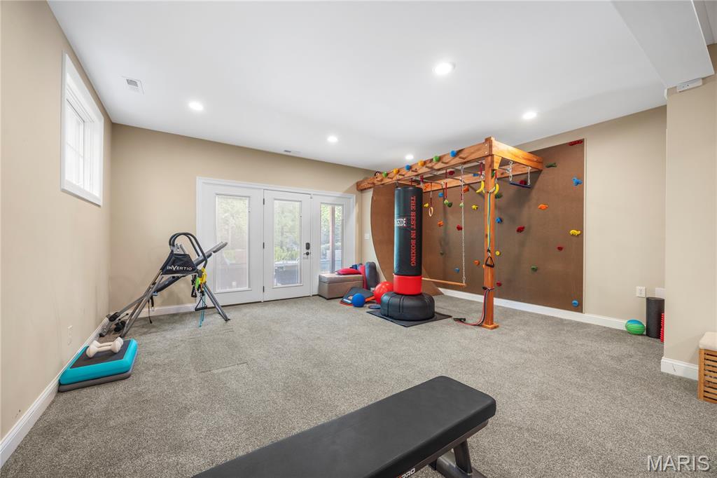 Frontenac Park - Residential