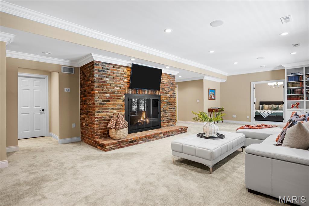 Frontenac Park - Residential