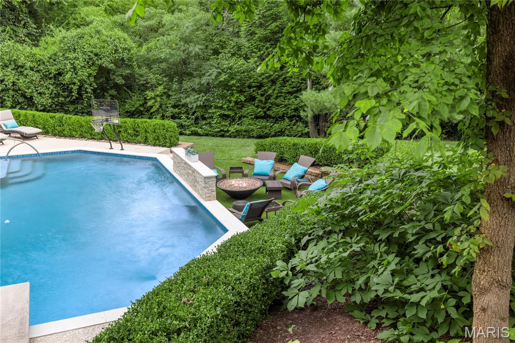 Frontenac Park - Residential