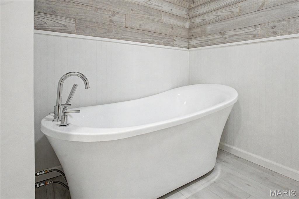 Twin Oaks - Residential