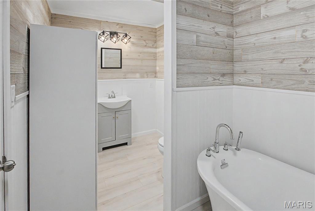 Twin Oaks - Residential