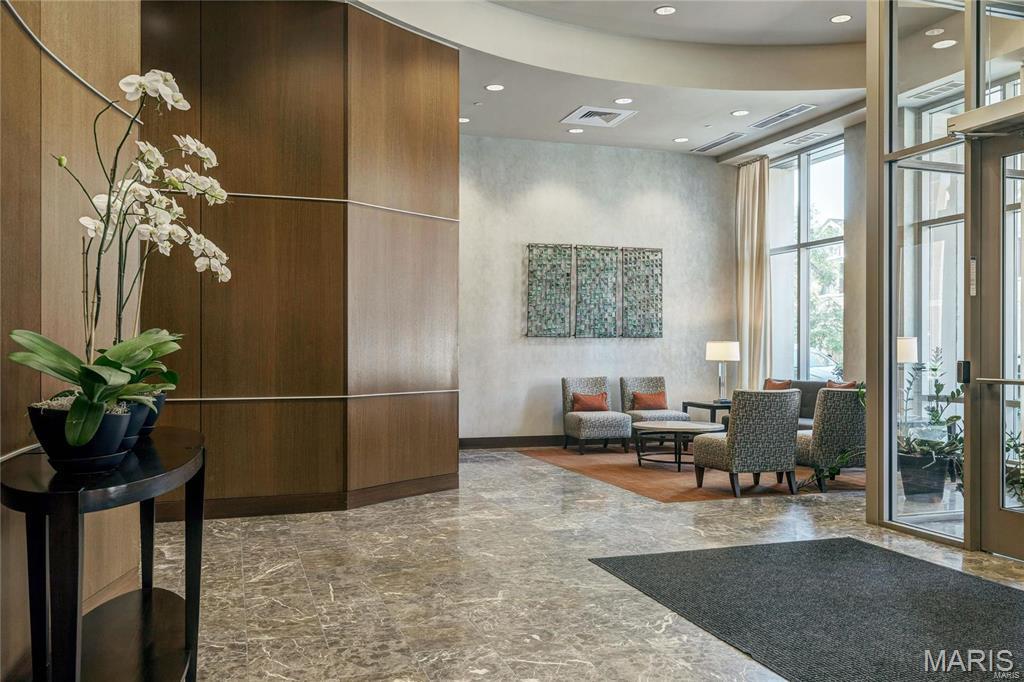 Park East Tower - Residential