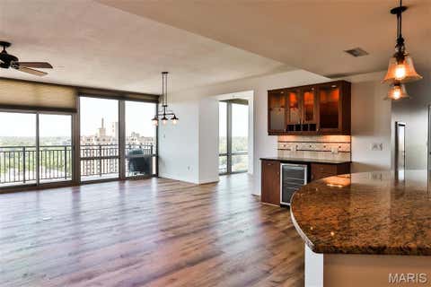Tiny photo for 4909 Laclede Avenue #1606, St Louis, MO 63108 (MLS # 26030622)