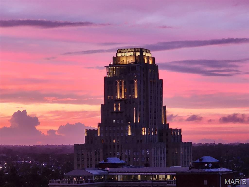 Park East Tower - Residential