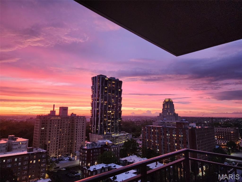 Park East Tower - Residential