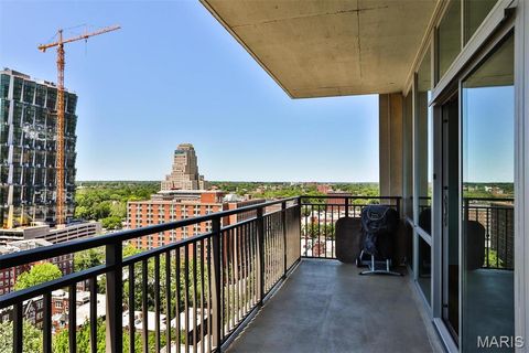 Tiny photo for 4909 Laclede Avenue #1606, St Louis, MO 63108 (MLS # 26030622)