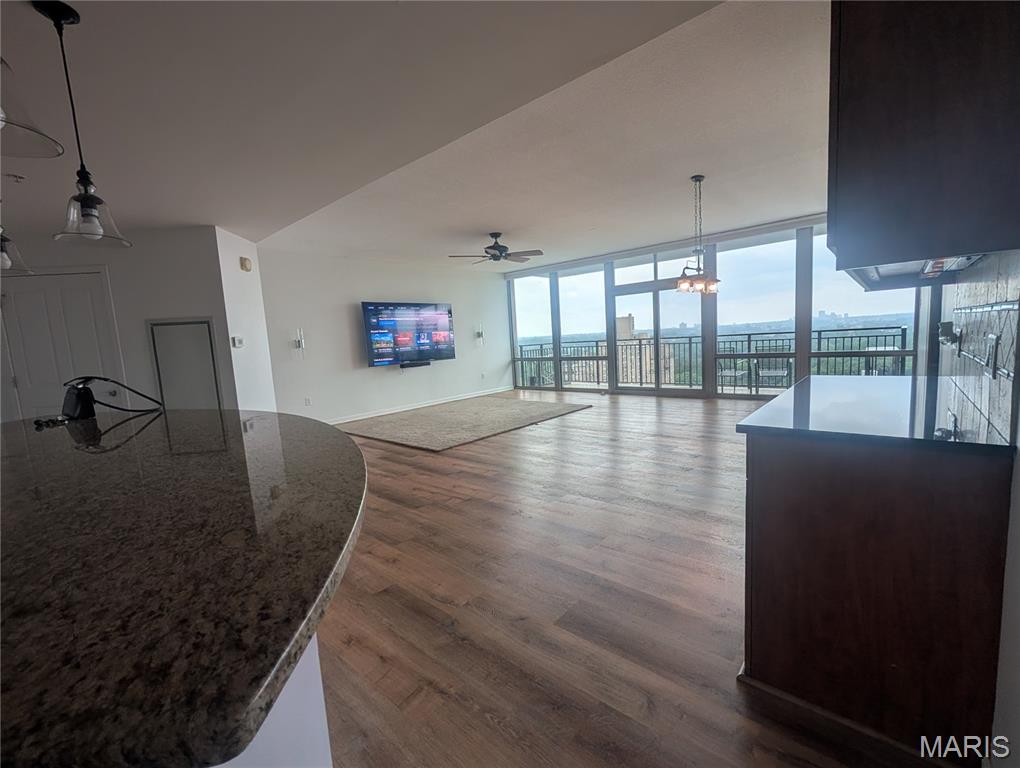 Park East Tower - Residential
