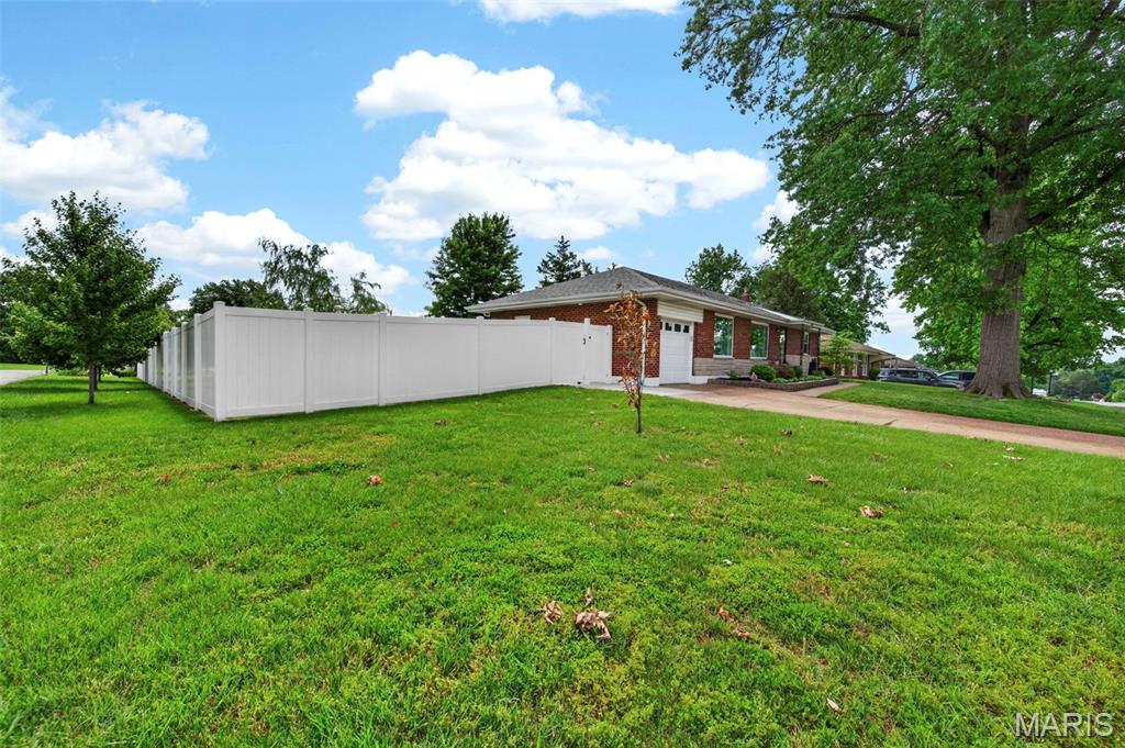 Reavis Gardens - Residential