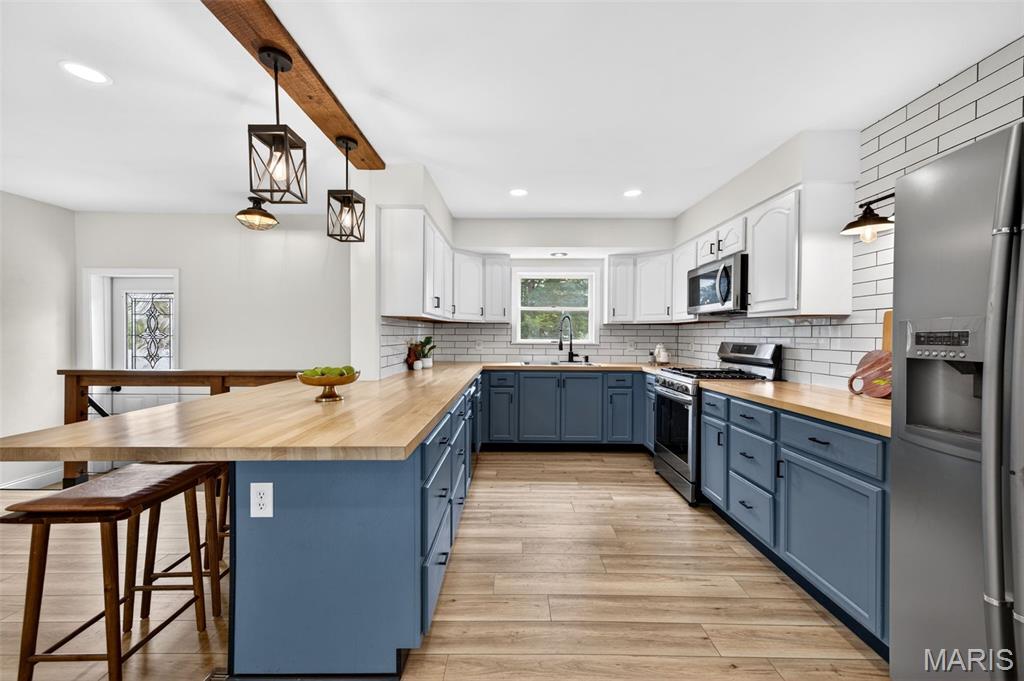 Reavis Gardens - Residential