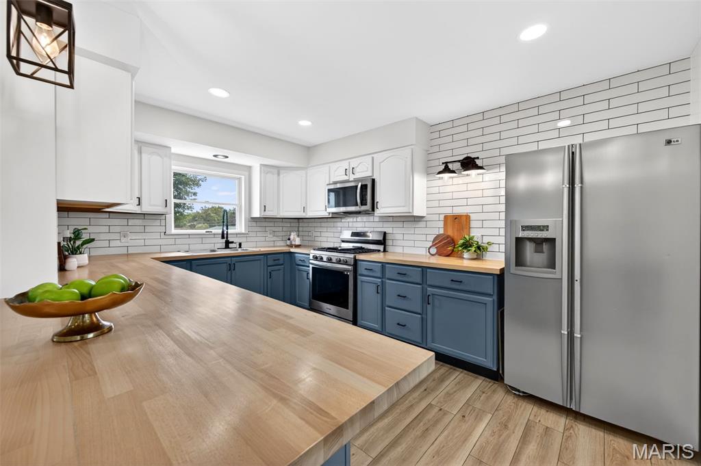 Reavis Gardens - Residential