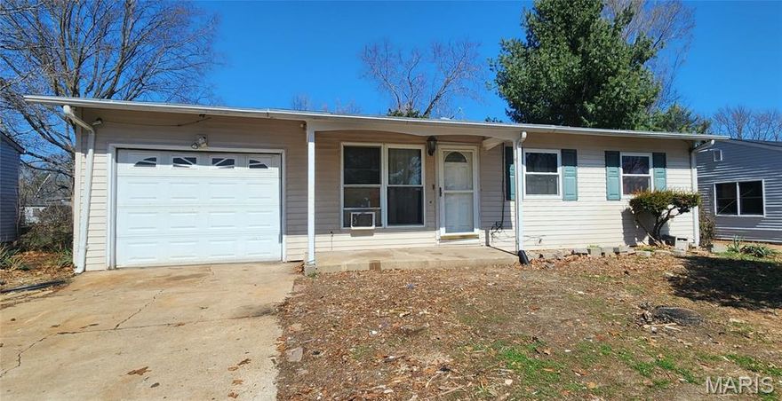 Fantastic investment opportunity for a fix & flip or a renovation project. This 3-bedroom, 1-bathroom residence features a full basement and single-car garage situated on a spacious, fenced-in level lot. The home is being sold in its current condition, as is. Seller to do no repairs or inspections. The home is controlled by a POA; the seller has never occupied the property. Proof of funds or pre approval letter is required with an offer.