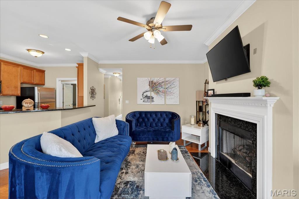 Villas At Oak Bend 2 The - Residential