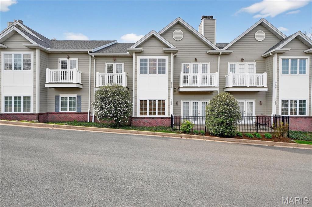 Villas At Oak Bend 2 The - Residential