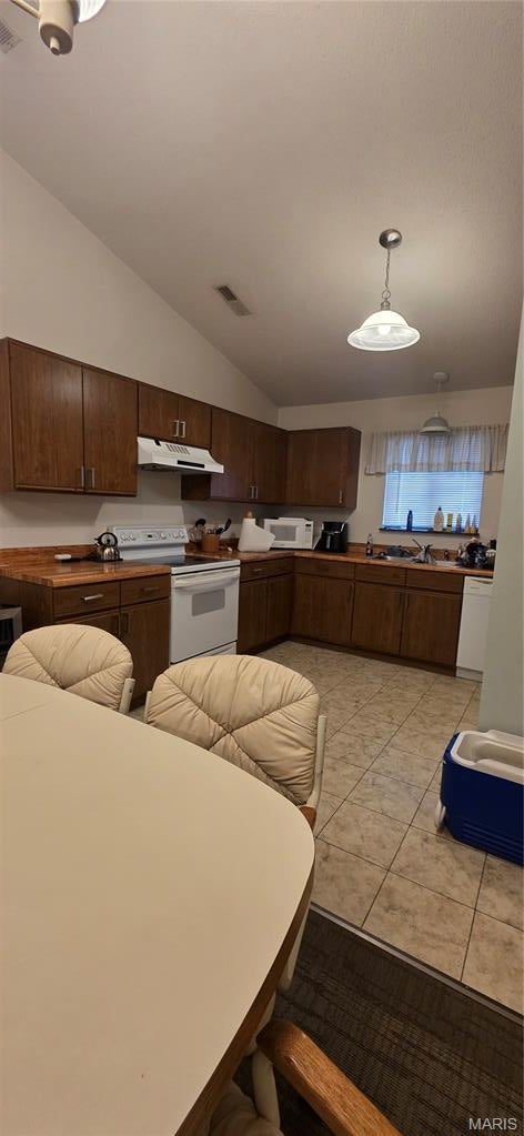 Tiny photo for 18976 Pine Lake Road #D10, Monroe City, MO 63456 (MLS # 26058458)
