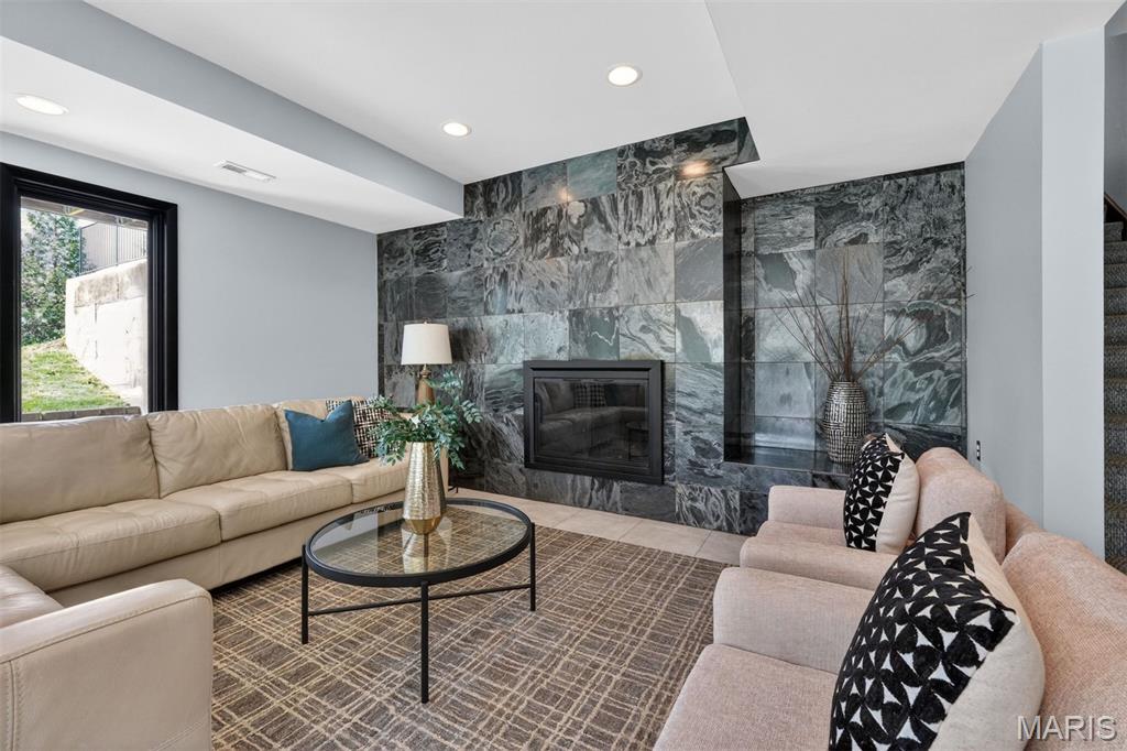 Quade Tr - Residential