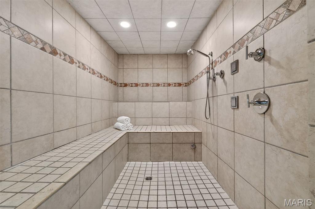 Quade Tr - Residential