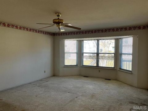 Tiny photo for 20 Ridge Mount Court, St Charles, MO 63303 (MLS # 26005371)