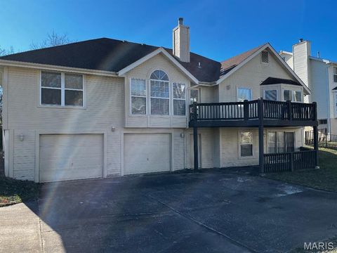 Tiny photo for 20 Ridge Mount Court, St Charles, MO 63303 (MLS # 26005371)