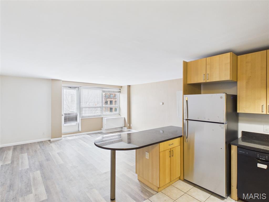 Blu Condos - Residential Lease