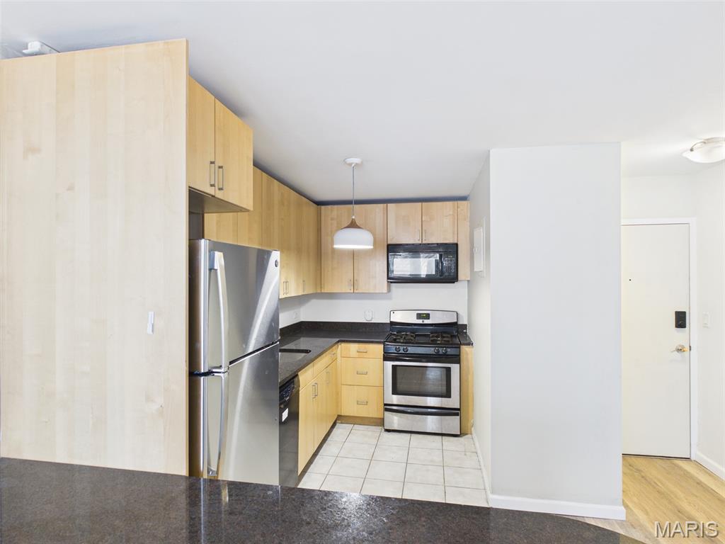 Blu Condos - Residential Lease