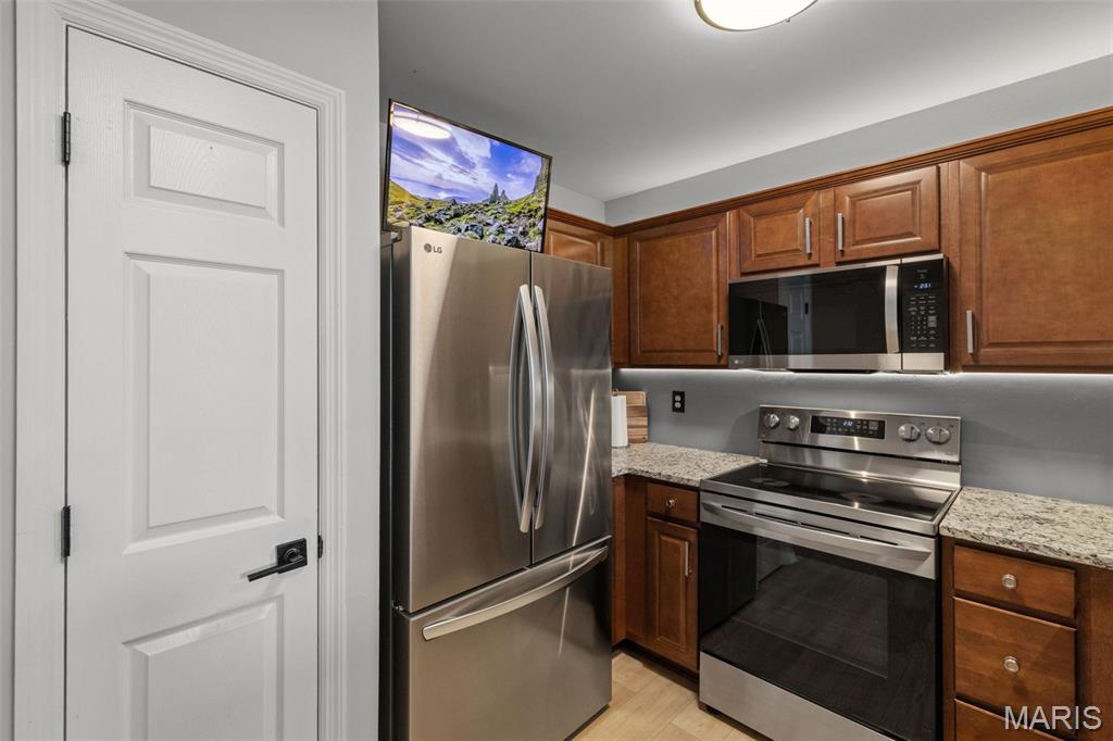 Countryshire #11 - Residential