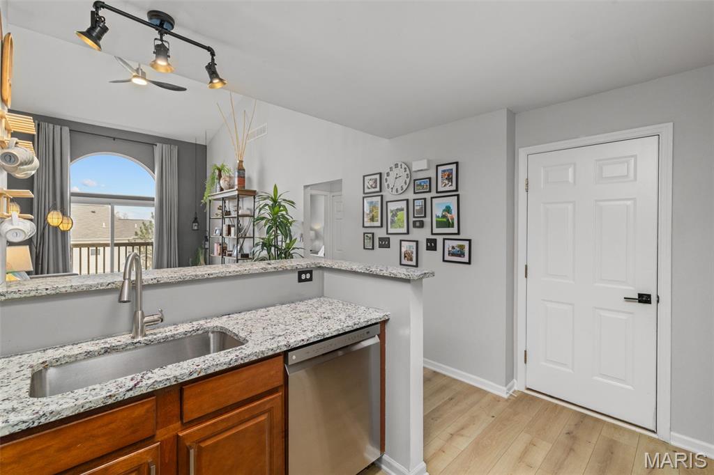 Countryshire #11 - Residential