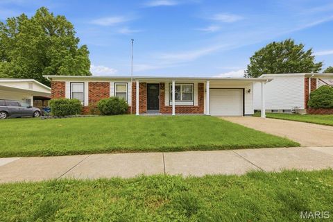Photo of 12057 Renaissance Drive, Maryland Heights, MO 63043 (MLS # 26031595)