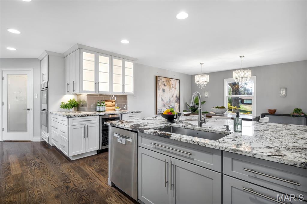 78 Meadowbrook Country Club Estate