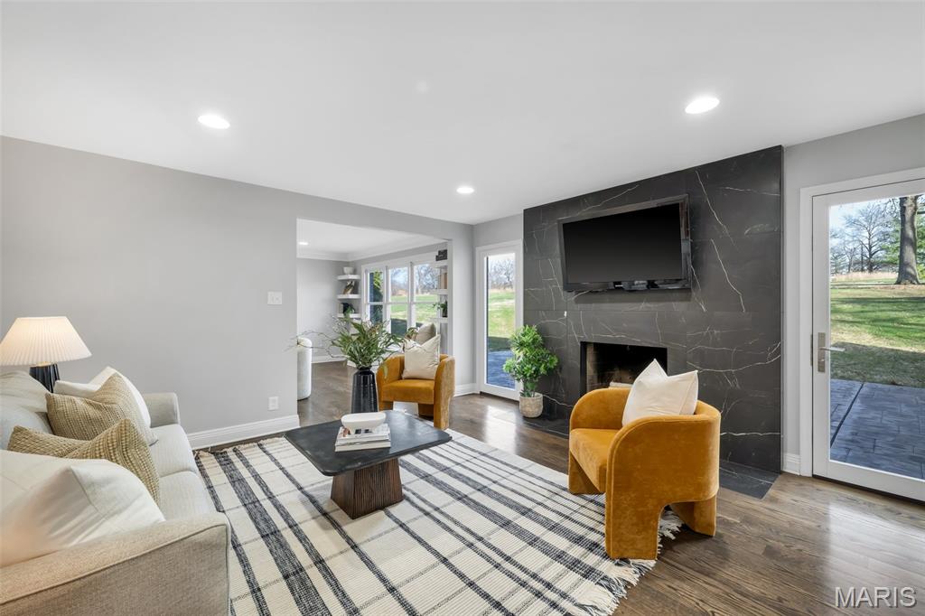 Meadowbrook Country Club Estates - Residential