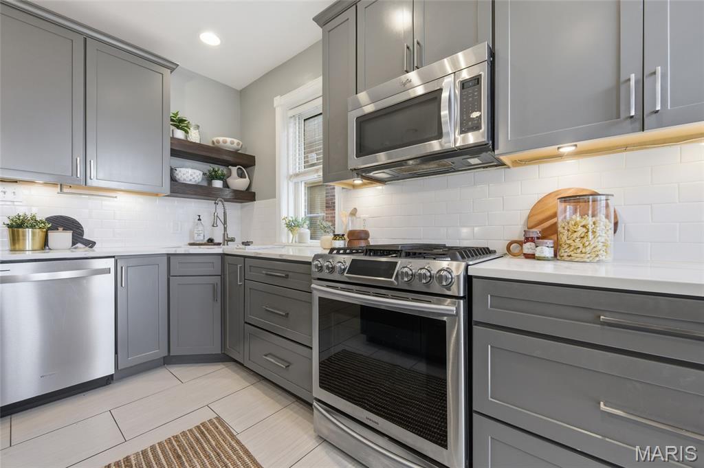 2320-2322 Louisiana Ave Township - Residential