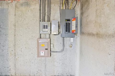 Tiny photo for 804 Shady Ridge Court, St Louis, MO 63125 (MLS # 26018598)