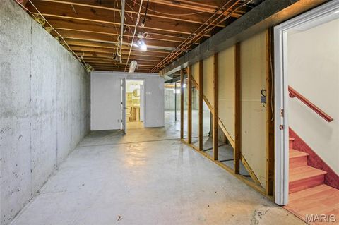 Tiny photo for 804 Shady Ridge Court, St Louis, MO 63125 (MLS # 26018598)