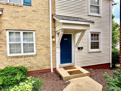 Photo of 9158 Eager Road, Brentwood, MO 63144 (MLS # 25039619)