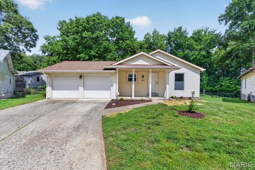 Don’t miss this wonderful opportunity to own a spacious 3-bedroom, 2.5-bath ranch in a quiet cul-de-sac location within the highly desirable Pattonville School District. This inviting home is perfect for a growing family or first-time buyer, offering comfortable one-level living with a layout designed for both everyday convenience and entertaining.
The roomy eat-in kitchen is the heart of the home, with plenty of space for meals, gatherings, and making memories. The main floor features two full bathrooms, while the partially finished basement adds extra flexibility with a half bath, laundry room with storage, and a separate storage/workshop area. The lower level is ready for your personal updates and offers great potential for added living space.
Step outside to enjoy the fenced backyard, perfect for play, pets, gardening, or weekend get-togethers, and appreciate the added convenience of a two-car attached garage. Recent updates include a new roof(2025) and electrical panel(2025), adding peace of mind for the next owner. With its great bones, family-friendly layout, sought-after school district, and prime cul-de-sac setting, this home is a fantastic find with endless potential.
Open Houses * Thursday, May 28th 4-6PM ** Saturday, May 30th 1-3PM ** Sunday, May 31st 12-2PM *