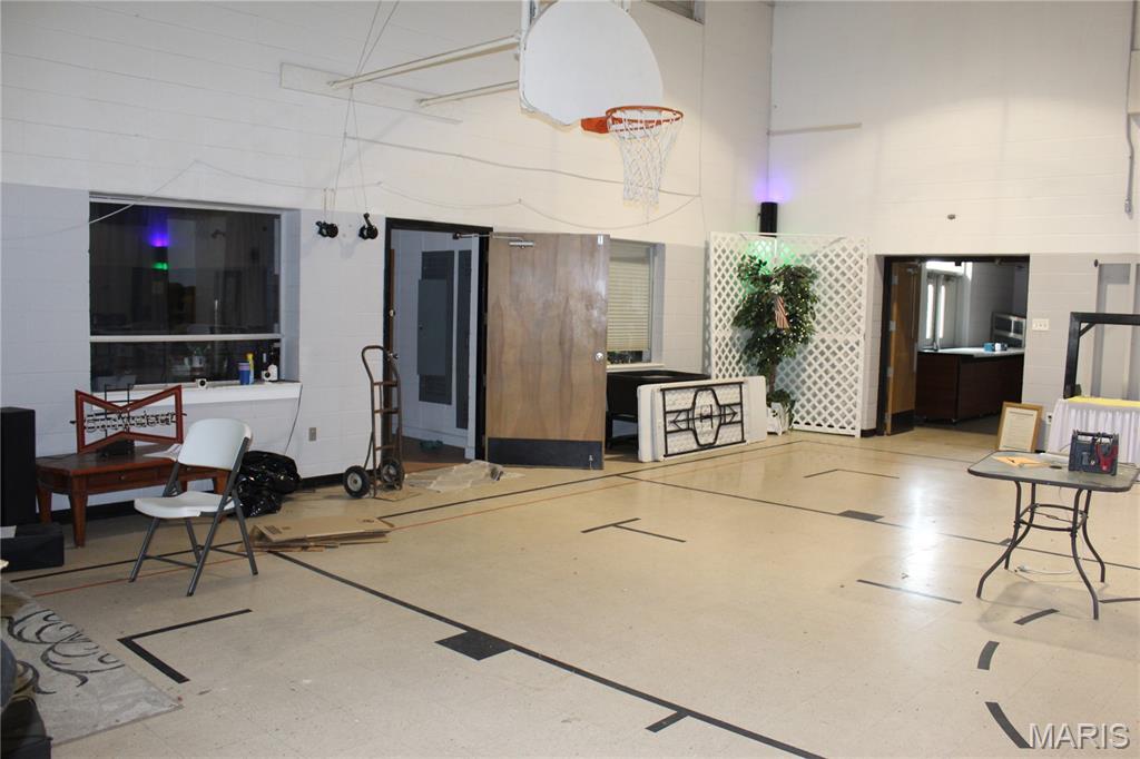 910 Vine Street