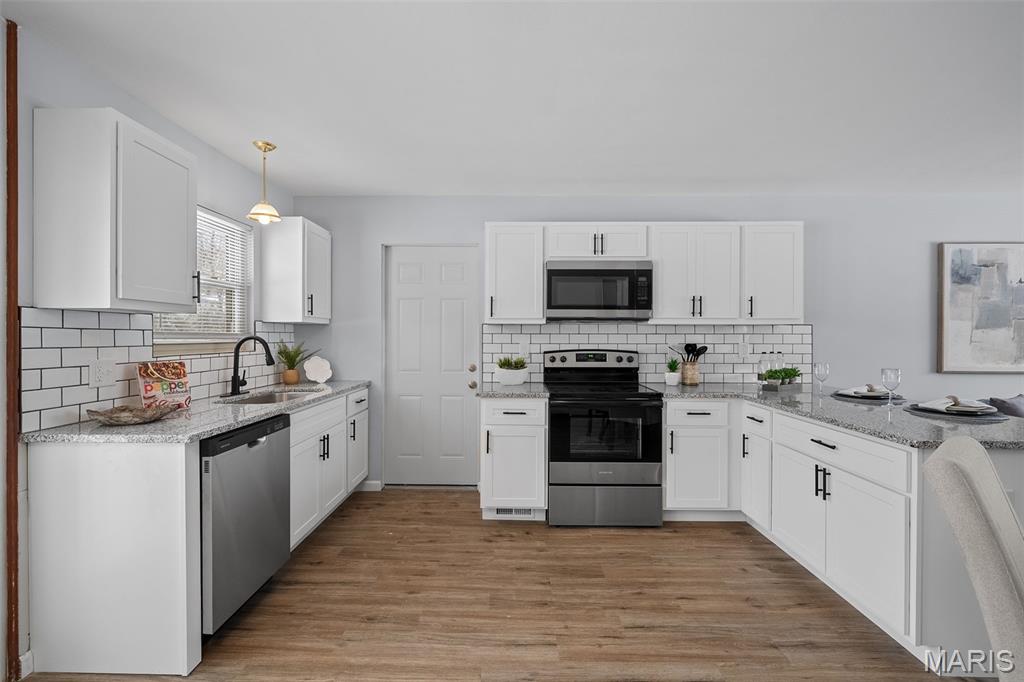 11008 Baywood Terrace