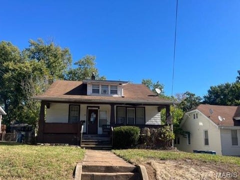 Photo of 2203 McLaran Avenue, St Louis, MO 63136 (MLS # 26066623)