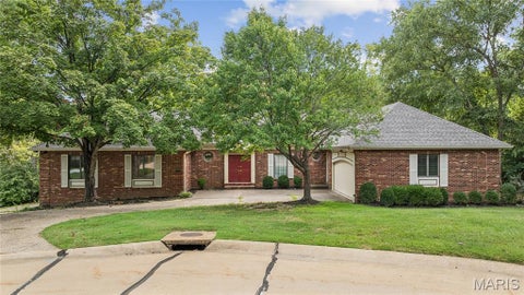 Photo of 13260 Tall Pine Court, Town and Country, MO 63017 (MLS # 25029922)