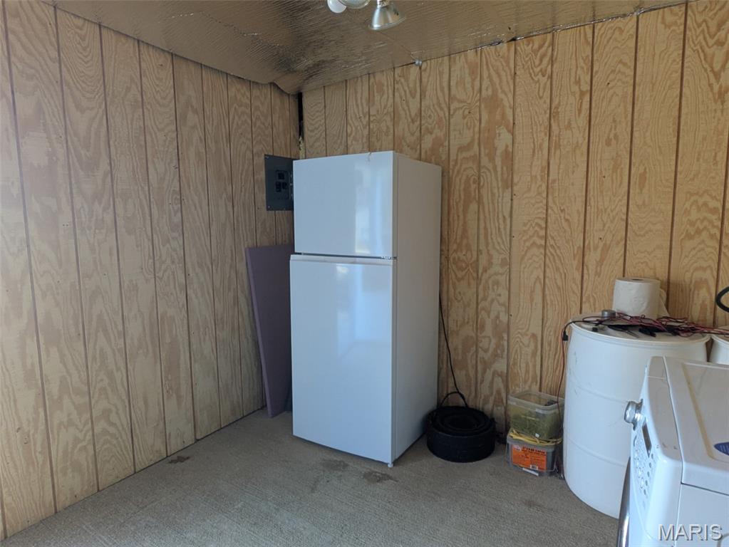 Goose Creek Sub - Land