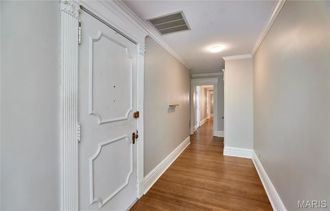 Tiny photo for 10 N Kingshighway Boulevard #2CS, St Louis, MO 63108 (MLS # 26030248)