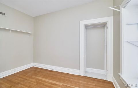 Tiny photo for 10 N Kingshighway Boulevard #2CS, St Louis, MO 63108 (MLS # 26030248)