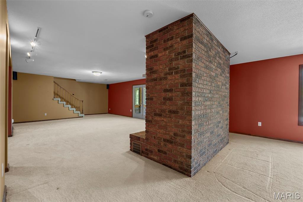 Twin Lakes Sub - Residential