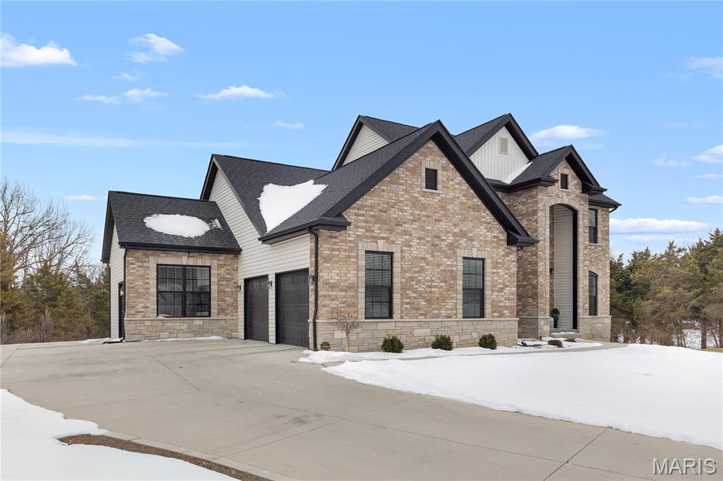 102 Enclave Terrace Court