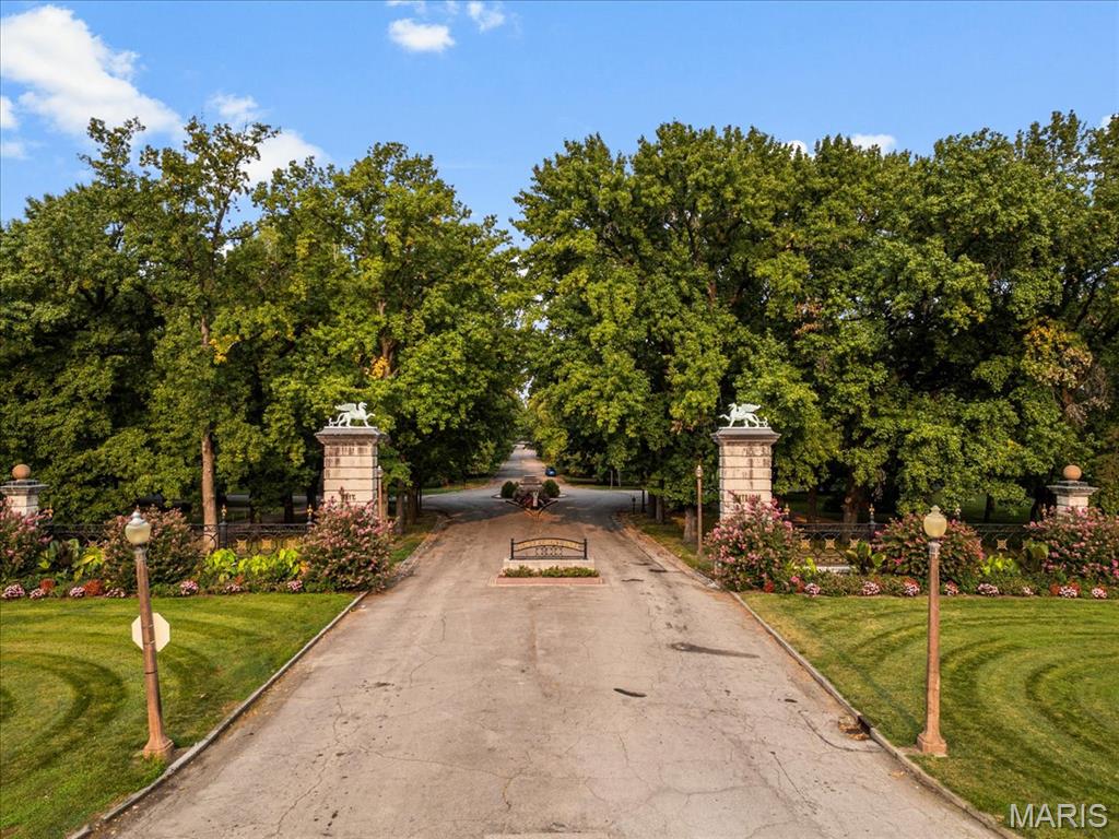 Halliday Place Condos - Residential